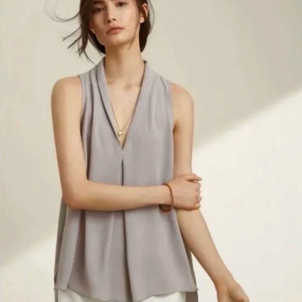 Wilfred Aritzia Nuit Draped V‑Neck Tank – Silk Trim Gray | Size M